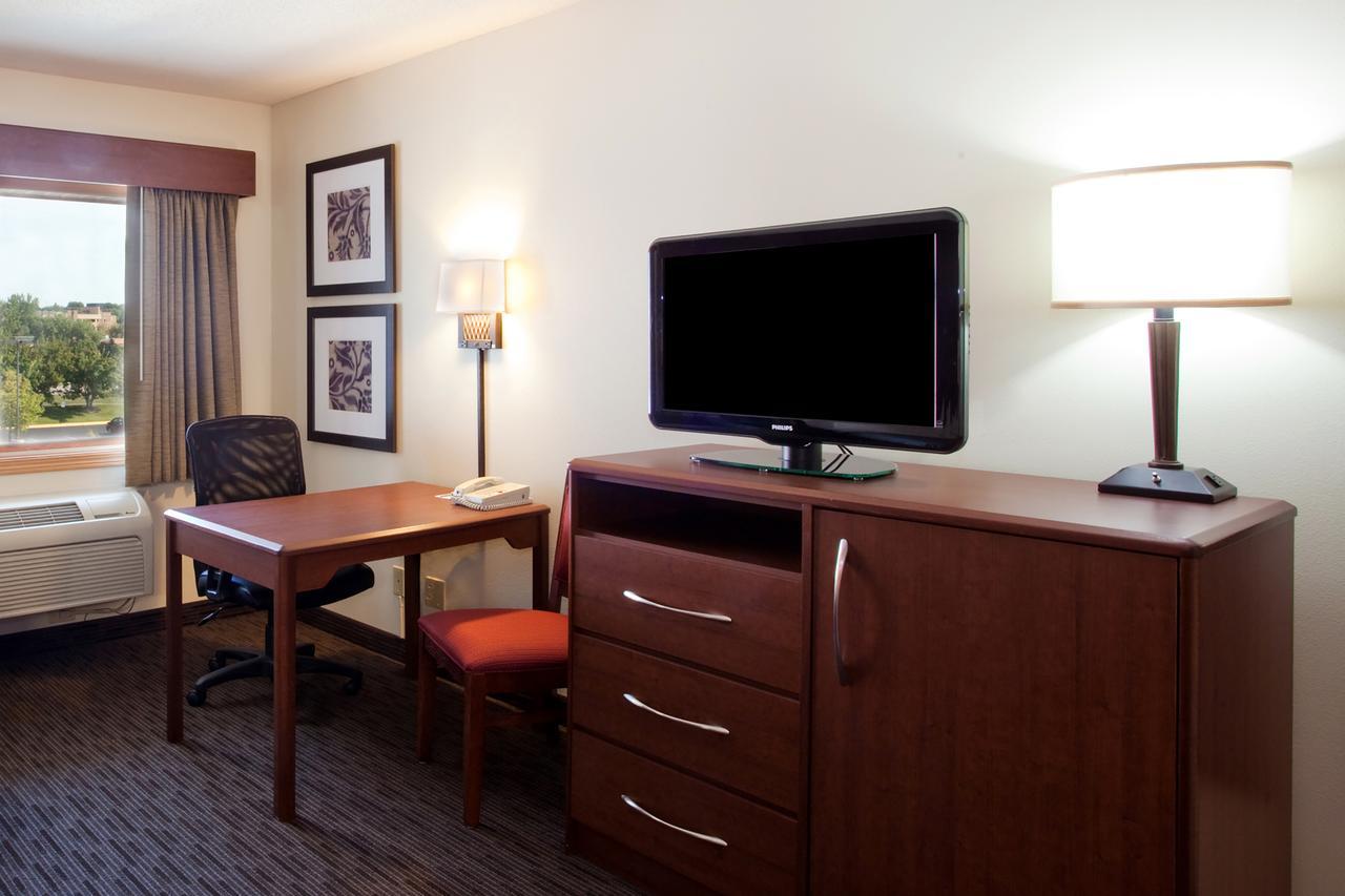 Americinn By Wyndham Dewitt Exteriér fotografie